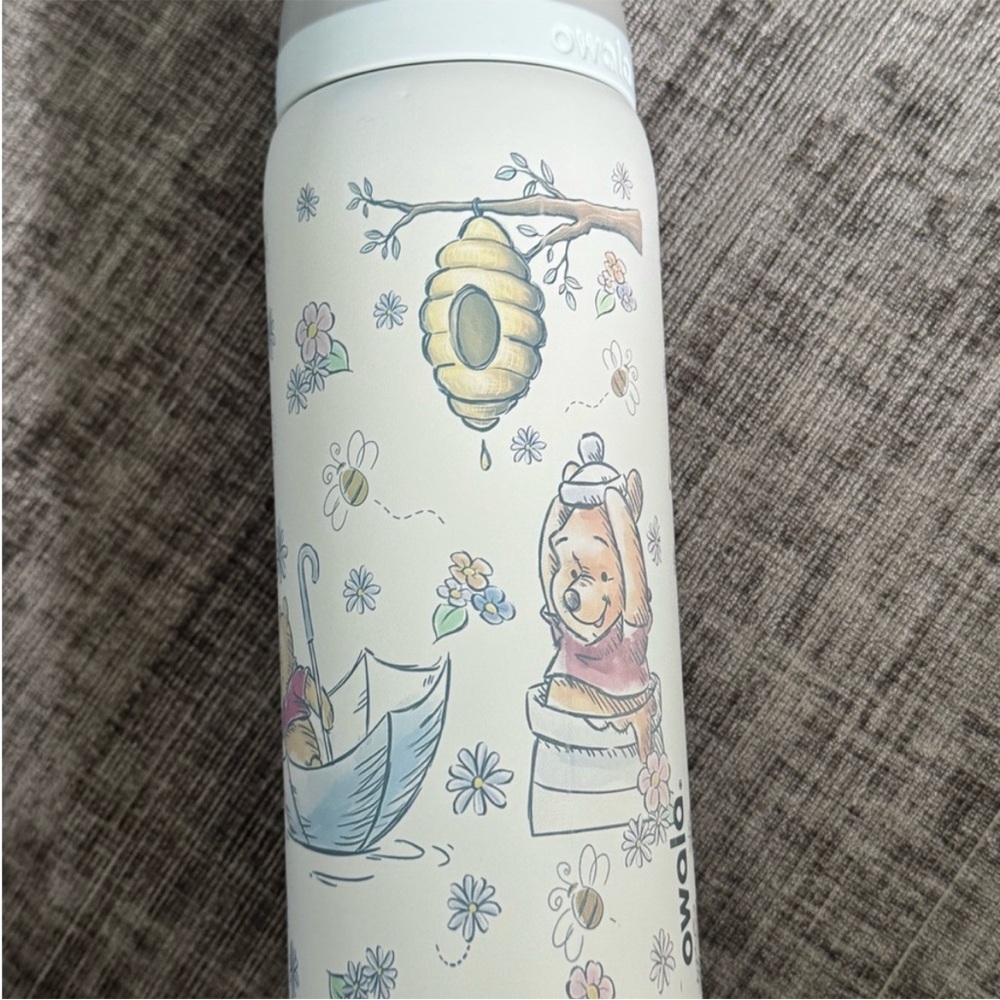 Winnie the Pooh Floral Stainless Water Bottle - White